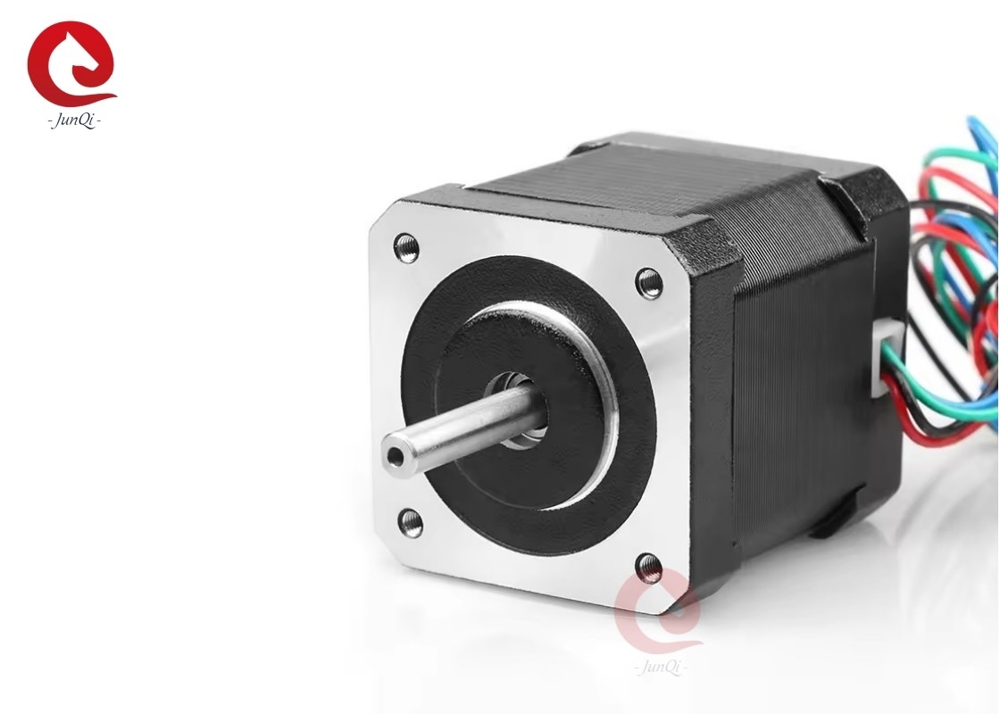 Nema17 42*47mm 0,44N.m 1,68A 2Fase 24VDC Motor híbrido para máquinas industriais